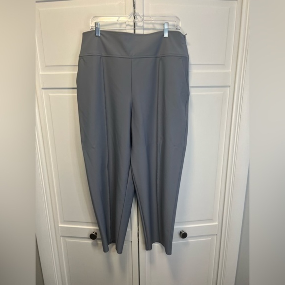 Athleta Stellar wide crop pants. Size 16/T color Gray/ Coastline Blue.